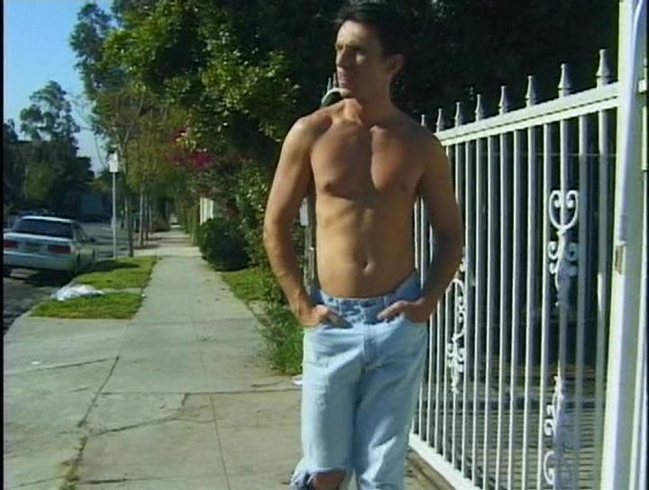 Kody Fields and Tom White passionately kissing as jail mates in their cell